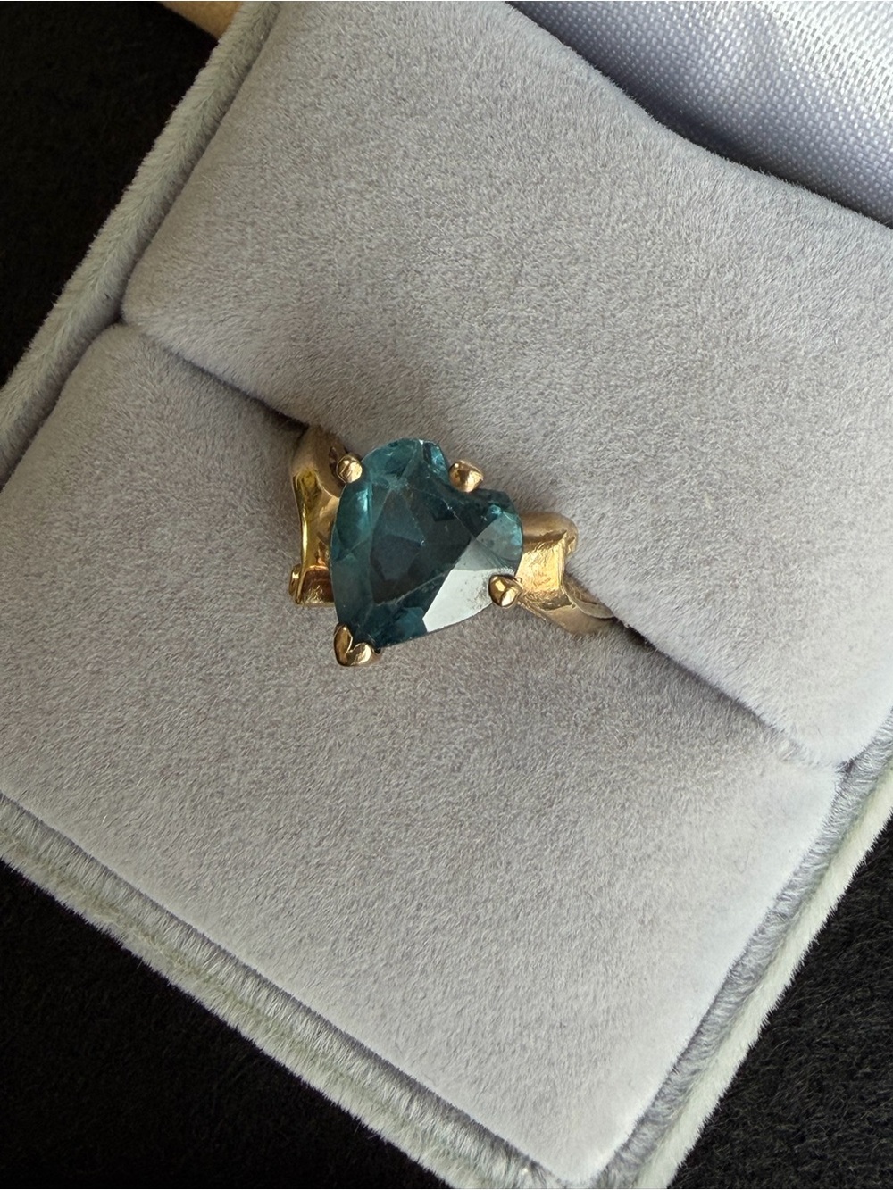 Vintage 10K Yellow Gold Blue Heart Ring Size 5-5.5 MS Jewelers - Picture 4 of 9